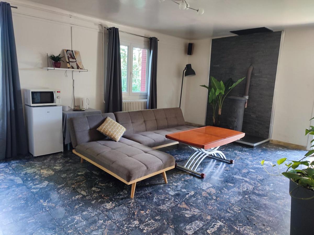 Suite Privee 蒙特利马尔 外观 照片